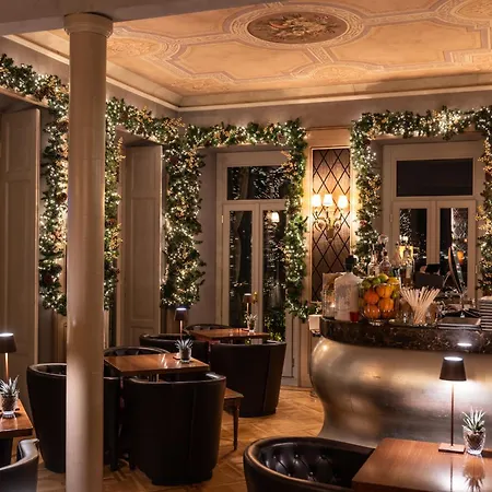 Flori Hotel Como