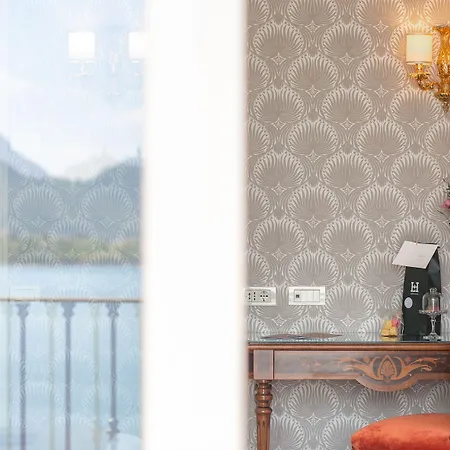 Flori Hotel Como